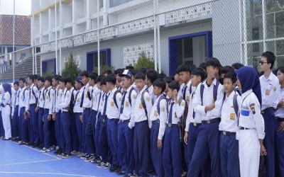Outing Class Membara: MTsN 2 Kota Magelang Disambut Meriah di SMK Mutu Bandongan