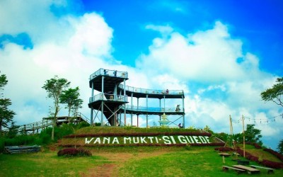 PESONA ALAM BUKIT WANA MUKTI SI GUEDE